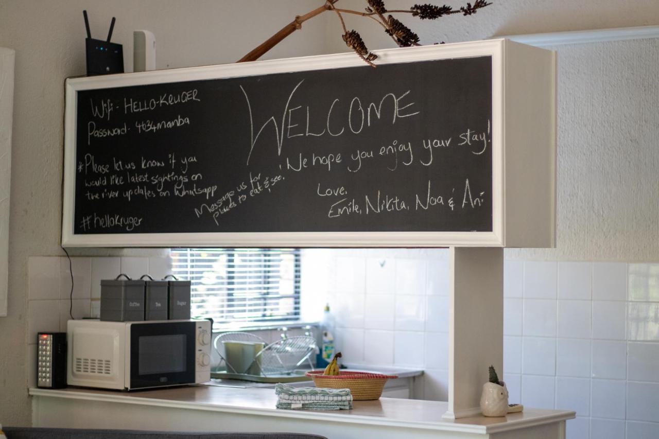 מרלות' פארק Hello Kruger Hideaway Cottage & Skilpad Studio מראה חיצוני תמונה