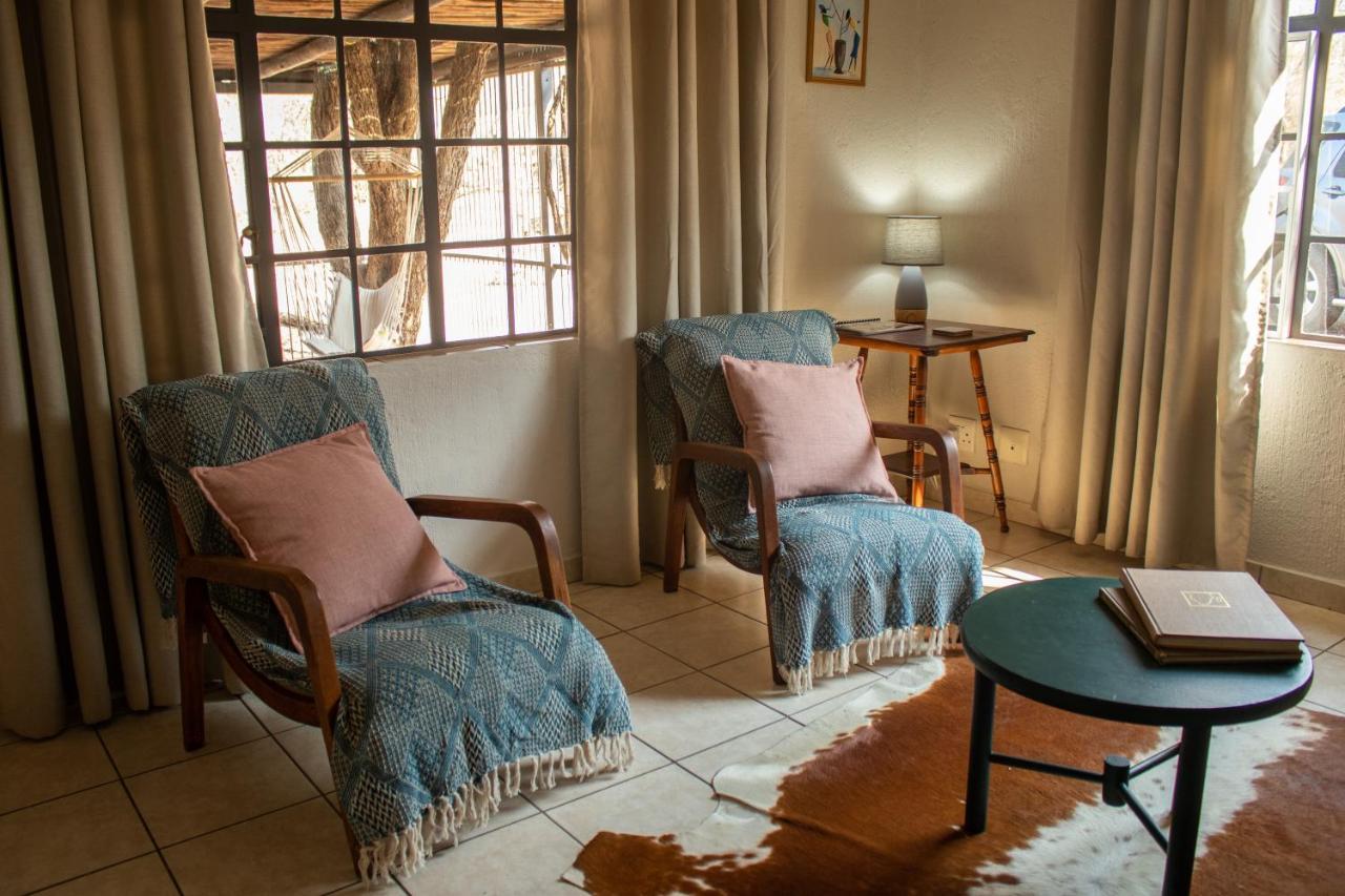 מרלות' פארק Hello Kruger Hideaway Cottage & Skilpad Studio מראה חיצוני תמונה